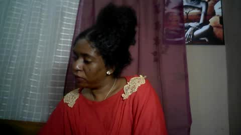 Snapshot of verronique1511 chatting on July 15, 2026, 6:29 am verronique1511 online show from July 15, 2026, 6:29 am