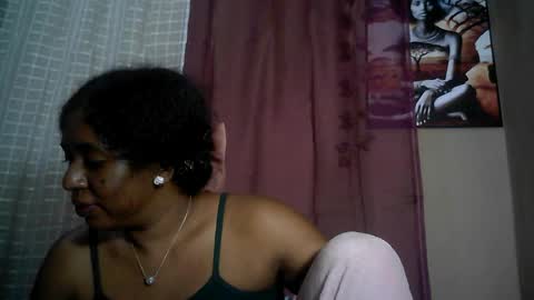 Snapshot of verronique1511 chatting on July 19, 2026, 7:12 am verronique1511 online show from July 19, 2026, 7:12 am