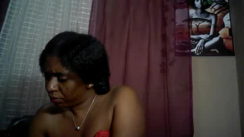 Snapshot of verronique1511 chatting on July 24, 2026, 6:17 pm verronique1511 online show from July 24, 2026, 6:17 pm