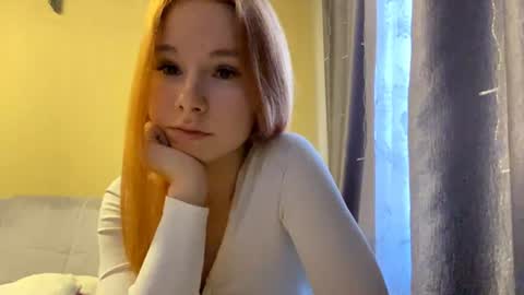 Snapshot of vertiegartrell chatting on June 17, 2026, 11:23 am Lina online show from June 17, 2026, 11:23 am