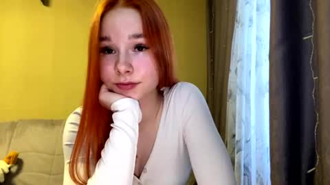 Snapshot of vertiegartrell chatting on June 24, 2026, 7:29 am Lina online show from June 24, 2026, 7:29 am