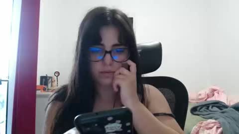Snapshot of veruca99 chatting on April 1, 2026, 7:44 pm veruca99 online show from April 1, 2026, 7:44 pm