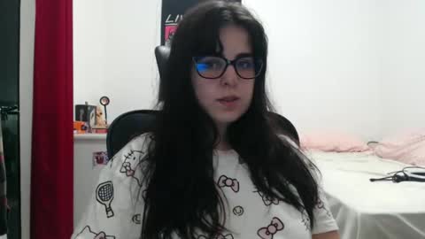 Snapshot of veruca99 chatting on April 4, 2026, 10:18 pm veruca99 online show from April 4, 2026, 10:18 pm