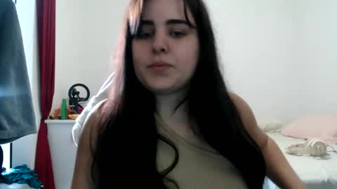 Snapshot of veruca99 chatting on June 2, 2026, 7:16 pm veruca99 online show from June 2, 2026, 7:16 pm