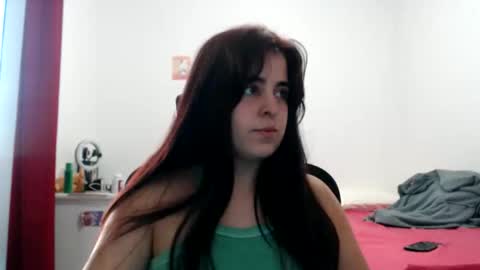 Snapshot of veruca99 chatting on June 6, 2026, 8:35 pm veruca99 online show from June 6, 2026, 8:35 pm