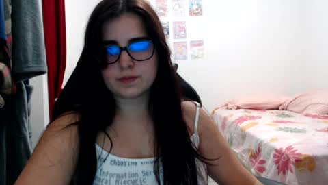 Snapshot of veruca99 chatting on August 2, 2026, 12:20 am veruca99 online show from August 2, 2026, 12:20 am