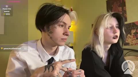 Snapshot of veryraretwins chatting on February 10, 2025, 11:02 pm veryraretwins online show from February 10, 2025, 11:02 pm