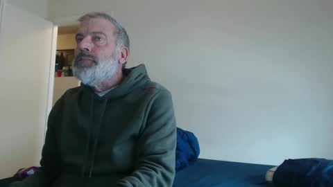 hairy man online show from February 15, 2025, 9:37 pm