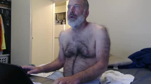 hairy man online show from March 9, 2025, 1:04 am