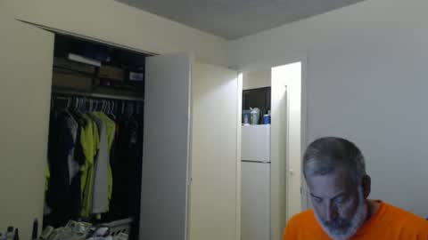 hairy man online show from February 1, 2026, 12:53 am