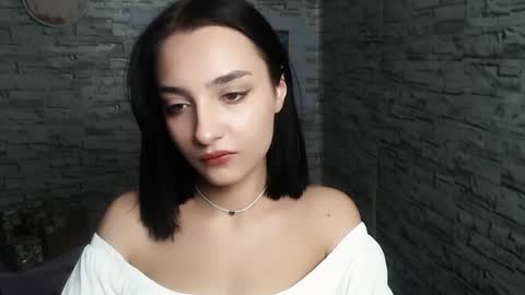 Snapshot of veryveryshygirl chatting on January 7, 2025, 8:45 am Ana online show from January 7, 2025, 8:45 am