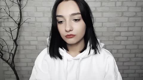 Snapshot of veryveryshygirl chatting on February 6, 2025, 8:39 am Ana online show from February 6, 2025, 8:39 am