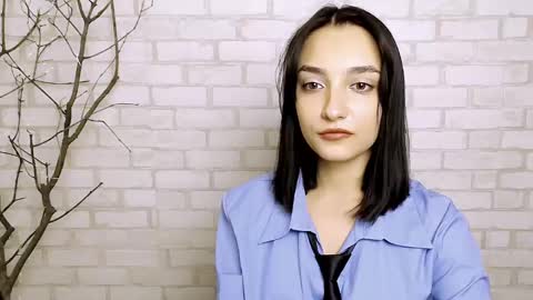 Snapshot of veryveryshygirl chatting on March 8, 2025, 11:37 am Ana online show from March 8, 2025, 11:37 am