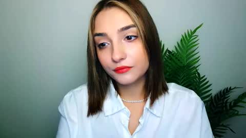 Ana online show from December 5, 2025, 7:32 pm