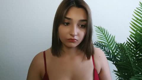 Snapshot of veryveryshygirl chatting on June 2, 2026, 11:56 am Ana online show from June 2, 2026, 11:56 am