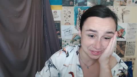 veryveryvery_shy online show from September 11, 2025, 5:51 am