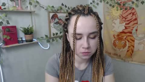 Snapshot of veryveryvery_shy chatting on May 5, 2026, 5:26 am veryveryvery_shy online show from May 5, 2026, 5:26 am