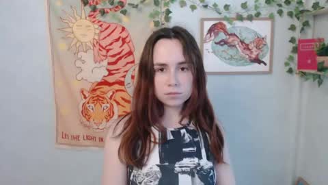 Snapshot of veryveryvery_shy chatting on May 16, 2026, 10:36 am veryveryvery_shy online show from May 16, 2026, 10:36 am