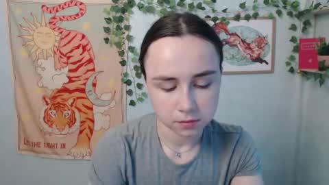 Snapshot of veryveryvery_shy chatting on May 23, 2026, 5:34 am veryveryvery_shy online show from May 23, 2026, 5:34 am