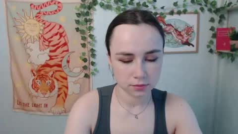 Snapshot of veryveryvery_shy chatting on May 26, 2026, 5:47 am veryveryvery_shy online show from May 26, 2026, 5:47 am