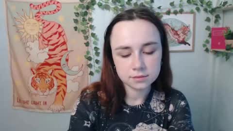 Snapshot of veryveryvery_shy chatting on May 28, 2026, 5:49 am veryveryvery_shy online show from May 28, 2026, 5:49 am