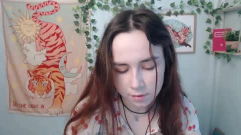 Snapshot of veryveryvery_shy chatting on June 5, 2026, 5:58 am veryveryvery_shy online show from June 5, 2026, 5:58 am