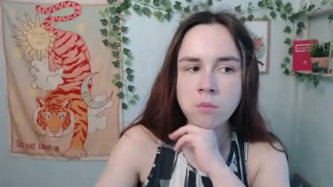 veryveryvery_shy online show from June 18, 2026, 5:30 am