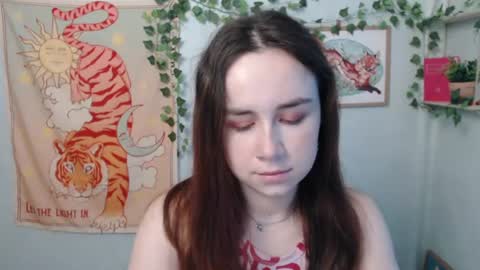 veryveryvery_shy online show from June 27, 2026, 5:45 am