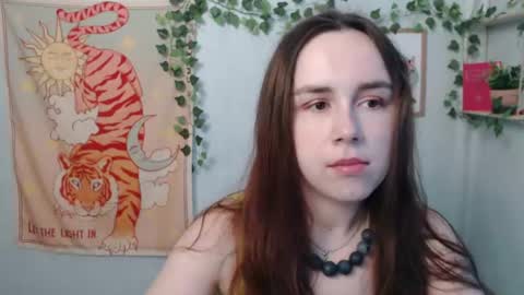 veryveryvery_shy online show from June 30, 2026, 5:41 am