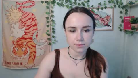 veryveryvery_shy online show from July 25, 2026, 5:38 am