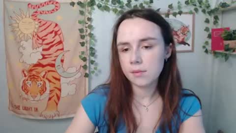 veryveryvery_shy online show from July 30, 2026, 5:39 am