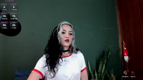 Snapshot of vesiagomez chatting on June 28, 2026, 6:47 pm natalia gomez online show from June 28, 2026, 6:47 pm