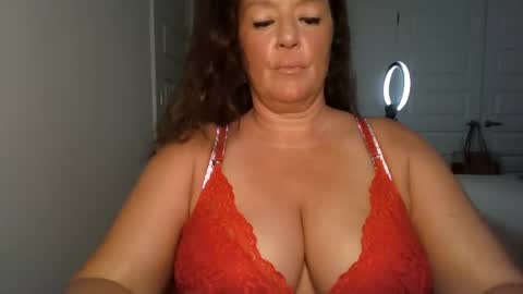 Snapshot of vestavetiver chatting on July 12, 2026, 9:06 pm Vesta online show from July 12, 2026, 9:06 pm