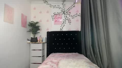 Snapshot of vexin_paxley chatting on May 27, 2026, 2:41 am vexin_paxley online show from May 27, 2026, 2:41 am