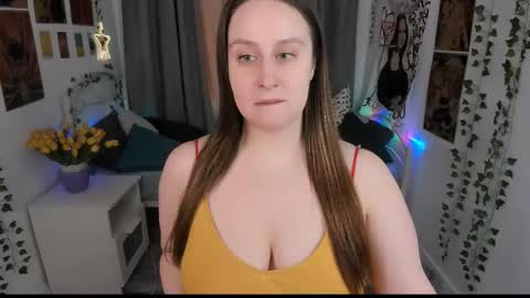 Snapshot of via_lattea_ chatting on March 5, 2025, 11:38 pm Camilla online show from March 5, 2025, 11:38 pm