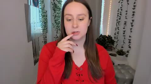 Camilla online show from June 14, 2026, 5:09 am
