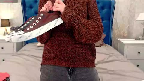 Via online show from November 8, 2025, 3:12 pm