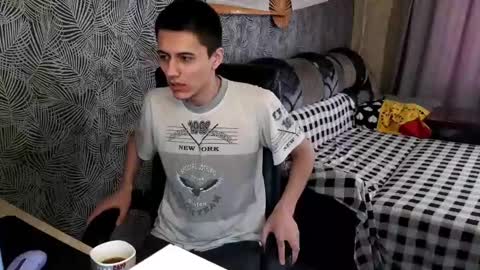 vialeras online show from February 14, 2025, 3:54 am