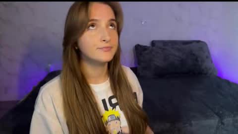 Snapshot of vibe_and_night chatting on October 9, 2025, 10:57 am Vail and Nevada online show from October 9, 2025, 10:57 am