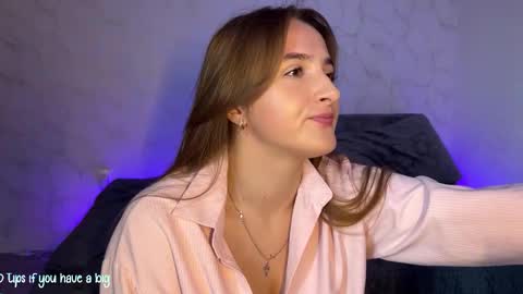 Snapshot of vibe_and_night chatting on October 10, 2025, 9:08 am Vail and Nevada online show from October 10, 2025, 9:08 am