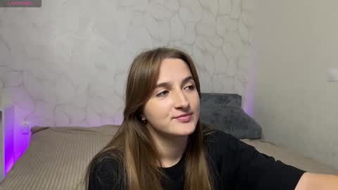 Snapshot of vibe_and_night chatting on November 7, 2025, 3:12 pm Vail and Nevada online show from November 7, 2025, 3:12 pm