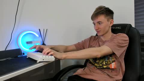 Snapshot of vibemygirl chatting on December 5, 2024, 10:12 am vibemygirl online show from December 5, 2024, 10:12 am