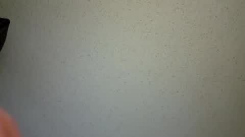 Snapshot of vic171477 chatting on June 6, 2026, 9:03 am vic171477 online show from June 6, 2026, 9:03 am