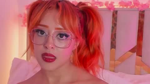 Snapshot of vicioushorse33 chatting on October 8, 2025, 1:47 am Sophie and Stan online show from October 8, 2025, 1:47 am