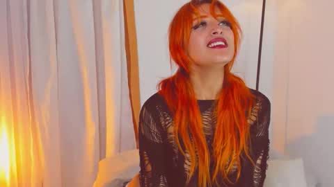 Snapshot of vicioushorse33 chatting on November 11, 2025, 10:54 pm Sophie and Stan online show from November 11, 2025, 10:54 pm