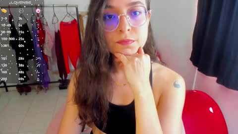 Snapshot of vicky_cristinax chatting on March 11, 2025, 6:19 pm Vicky online show from March 11, 2025, 6:19 pm