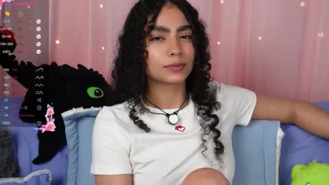 vicky_curly online show from September 15, 2025, 4:29 pm