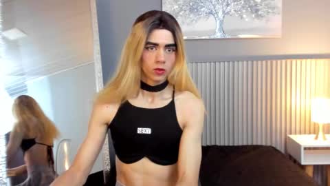  Vicky  online show from January 15, 2026, 12:10 pm