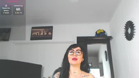 Vicky  online show from April 2, 2026, 8:34 am