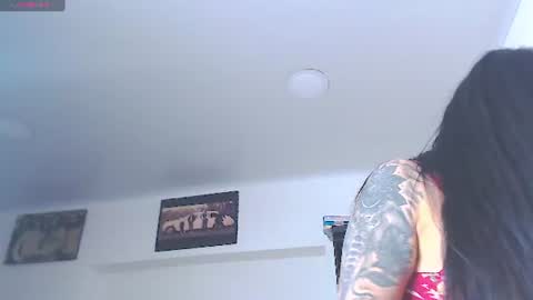 Snapshot of vicky_hotmilf chatting on July 6, 2026, 3:03 pm Vicky online show from July 6, 2026, 3:03 pm